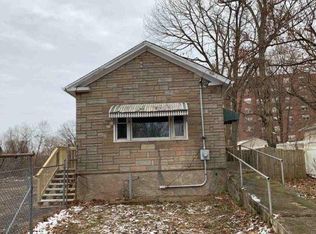 31 Smith Ct, West Haven, CT 06516