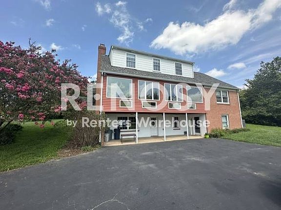 4th image of 14697 Roxbury Rd