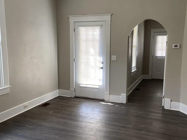 735 Beechwood Ave — Photo 13