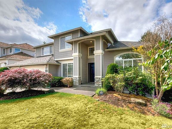 3rd image of 5434 Orca Dr NE