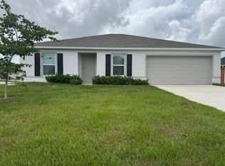 591 SW Halifax Ave, Port Saint Lucie, FL 34953