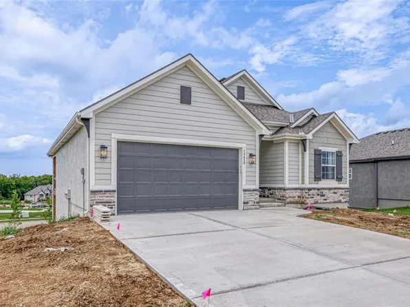 15357 W 173rd Ter, Olathe, KS 66062