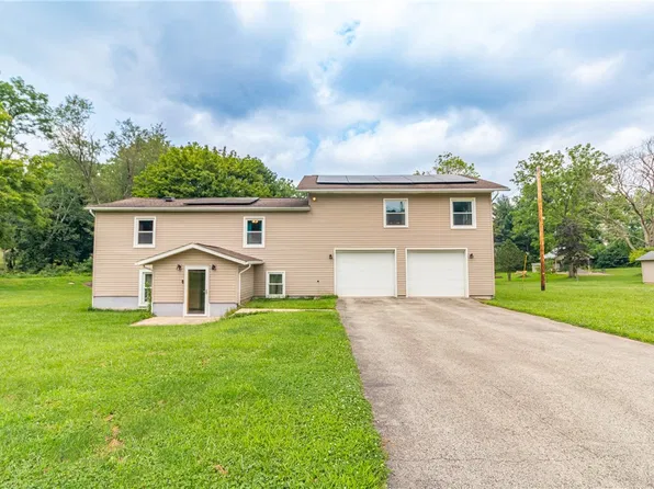 558 Market St, Bolivar, PA 15923