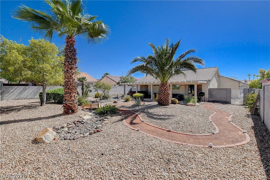 5123 Crystal Cavern Way — photo 2