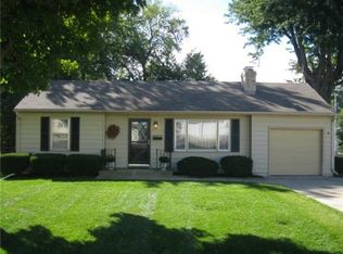 9115 E 65th St, Raytown, MO 64133