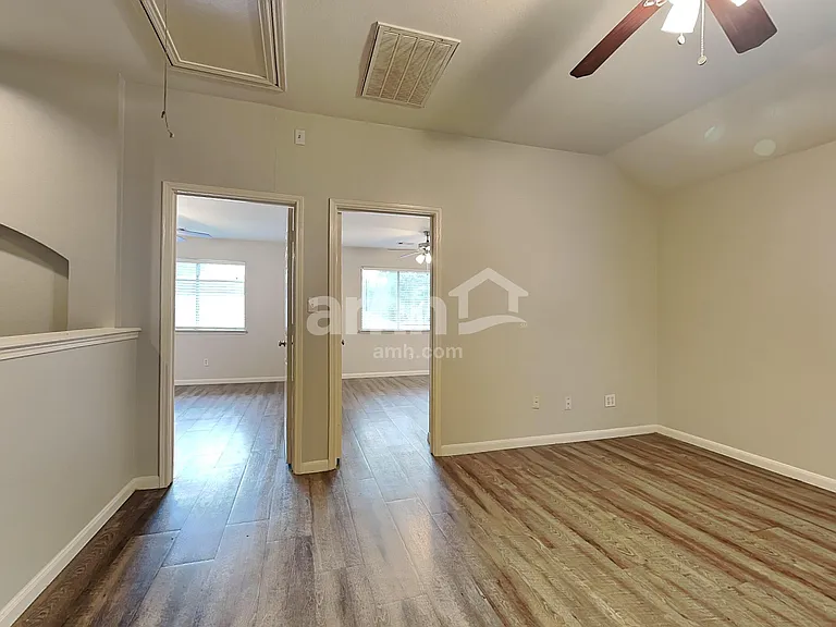 10931 S Falls Ter — Photo 10