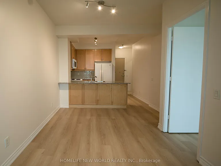 60 Byng Ave #1206 — Photo 9