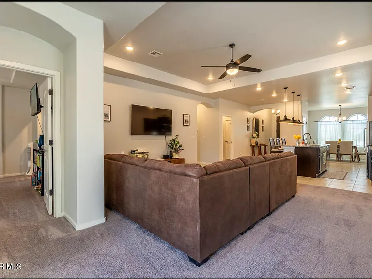 1056 Summer Breeze Pl — Photo 11