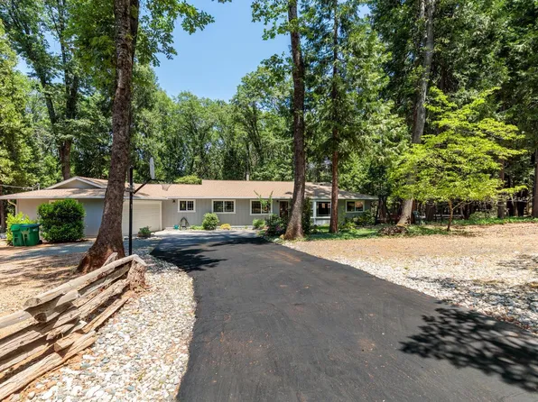 13508 Crawford Ln, Grass Valley, CA 95945