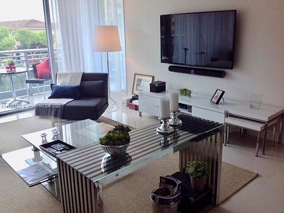 5th image of 2950 NE 188th St APT 215
