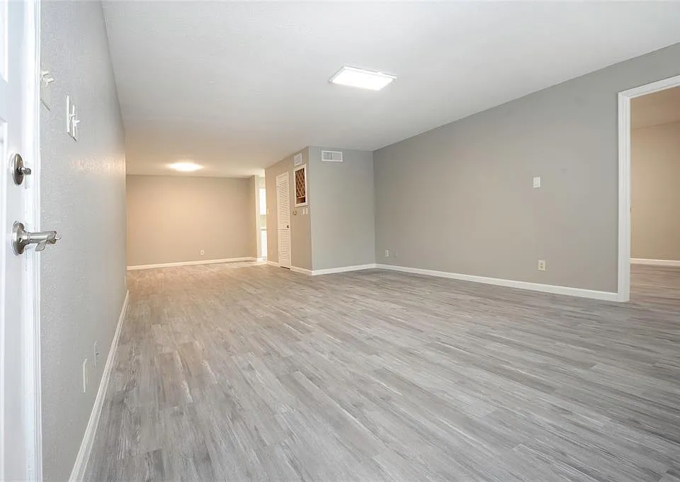 9700 Leawood Blvd #2110