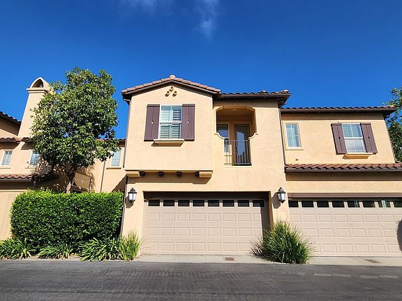 4th image of 10 Aryshire Ln