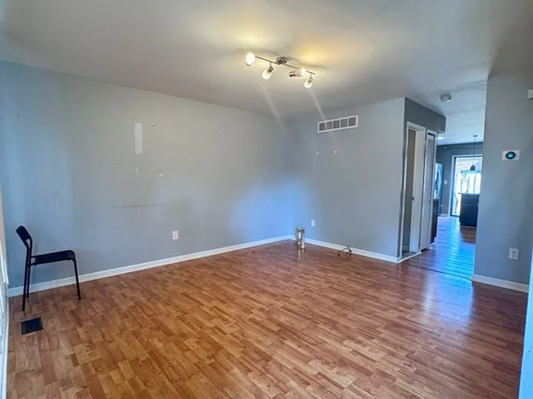 38132 Jamestown Dr #1 — Photo 3