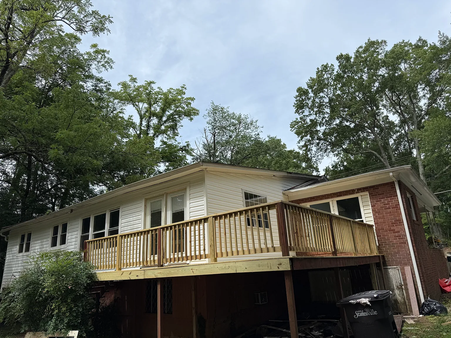 430 N Oakland Ave — Photo 2