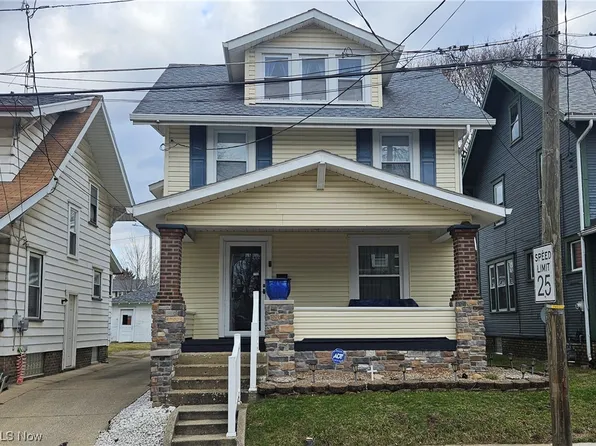 1321 Ray Pl NW, Canton, OH 44703