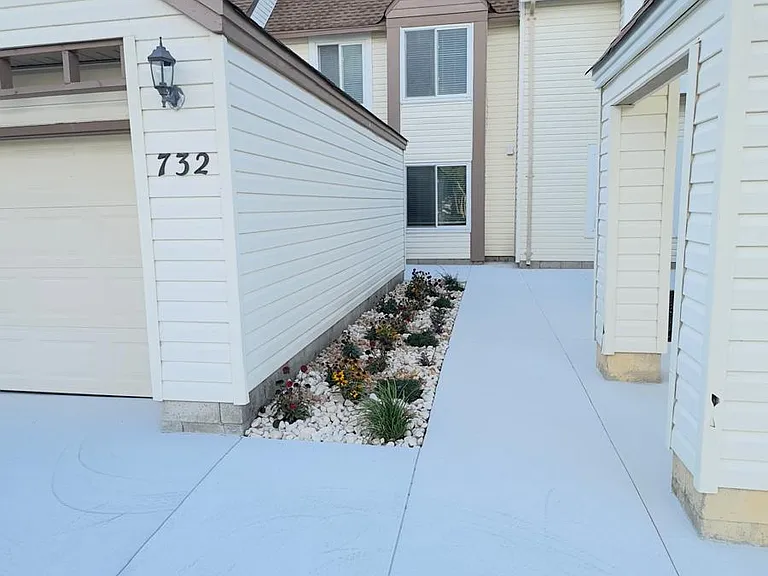 732 Hecate Dr — Photo 17