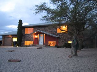 9229 Las Camas Rd NE, Albuquerque, NM 87111