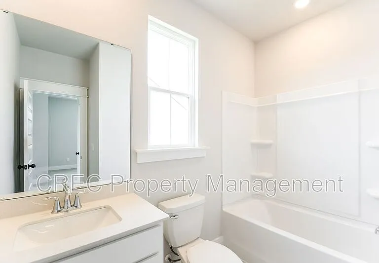 1205 Carnes Blvd — Photo 11
