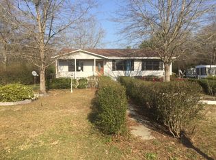 207 Hawk Ct, Blackville, SC 29817