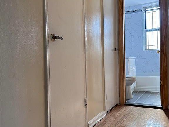 5th image of 2255 Cruger Ave APT 3C