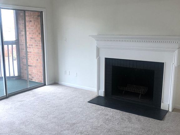 3rd image of 2950 Rivermont Ave APT 2
