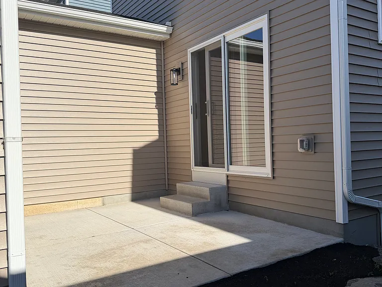 9240 Gentle Feather Rd — Photo 17