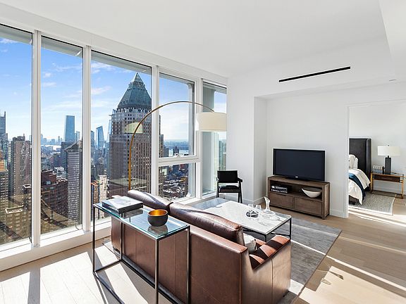 5th image of 242 W 53rd St APT 55F