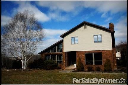 14062 Orchard Drive, Clarks Summit. PA