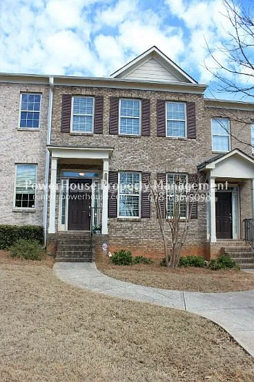 3 bed, 3.5 bath, 2260 sqft, $2,450 — Photo 2