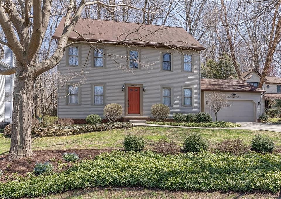 1st image of 8024 Barberry Hill Dr
