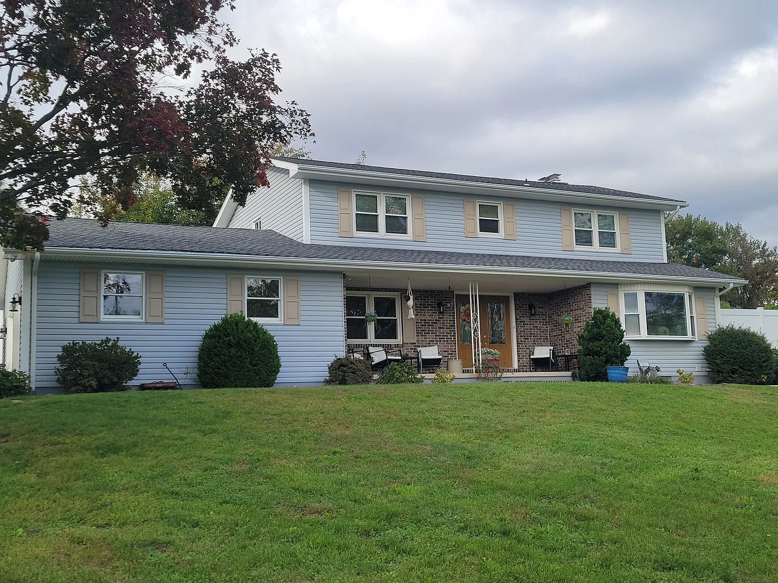 4 bed, 3.5 bath, 2628 sqft, $3,200 — Photo 1