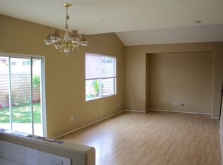 1960 Amberleaf Ln, Simi Valley, CA 93065