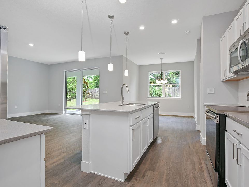 1st image of 144 NE 37th Pl #4B-2BA-1910SQFT