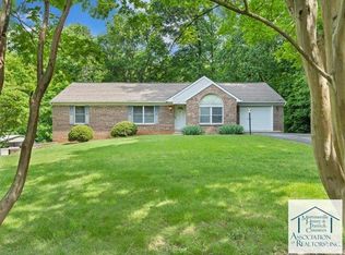 112 Vista View Ln, Ridgeway, VA 24148
