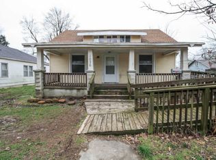 1036 W Locust St, Springfield, MO 65803