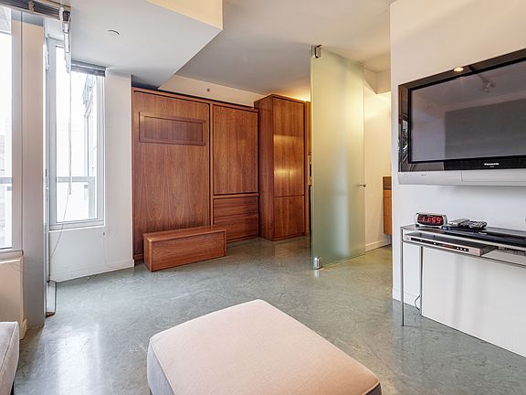5th image of 766 Harrison St Unit 810