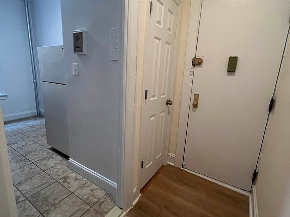 3rd image of 11-24 46th Ave #2A