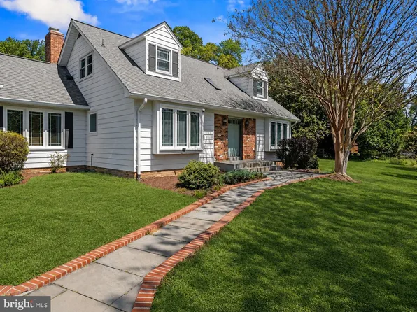 20610 Plum Creek Ct, Gaithersburg, MD 20882