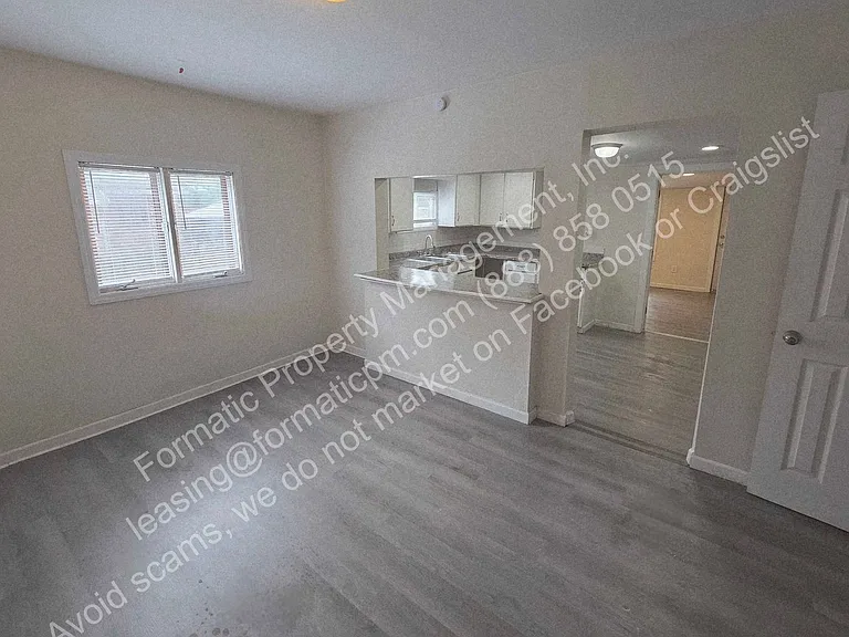 694 W 8th St #1 — Photo 4