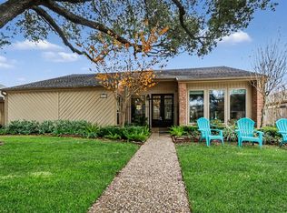 12218 Burgoyne Dr, Houston, TX 77077