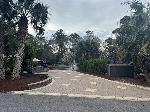 133 Arrow Rd #345, Hilton Head Island, SC 29928