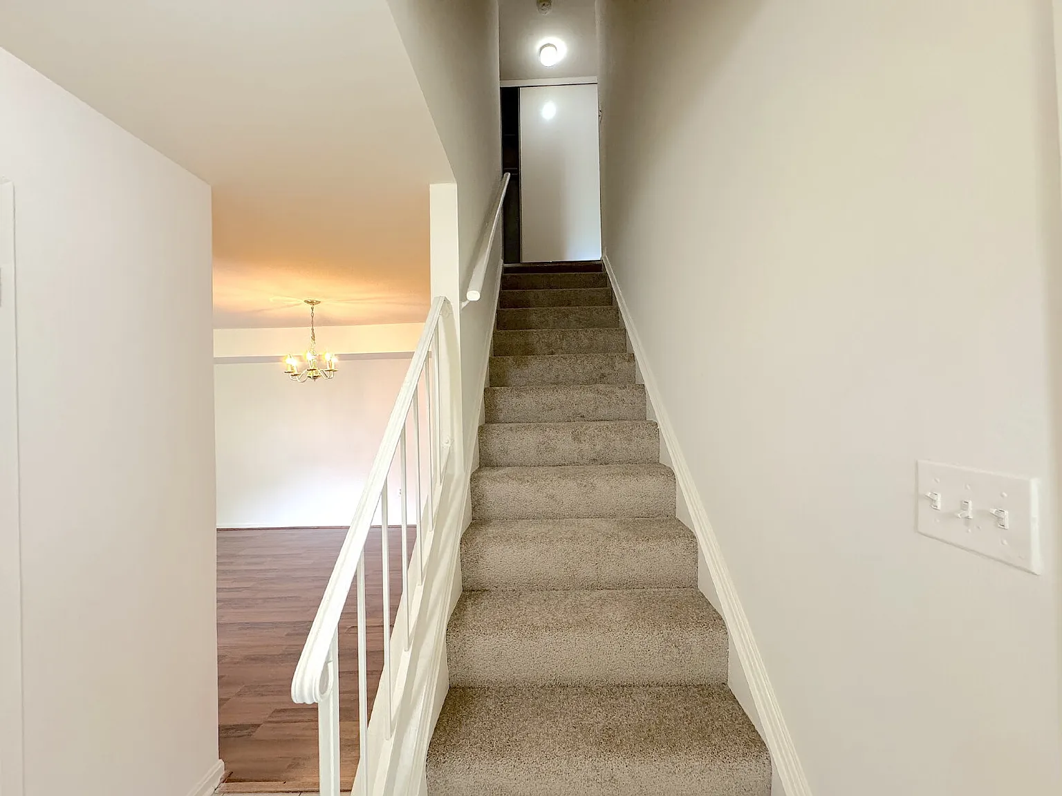 3 bed, 2.0 bath, $2,350 — Photo 2
