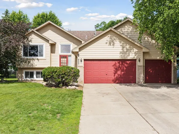 8907 Loch Lomond Blvd, Minneapolis, MN 55443