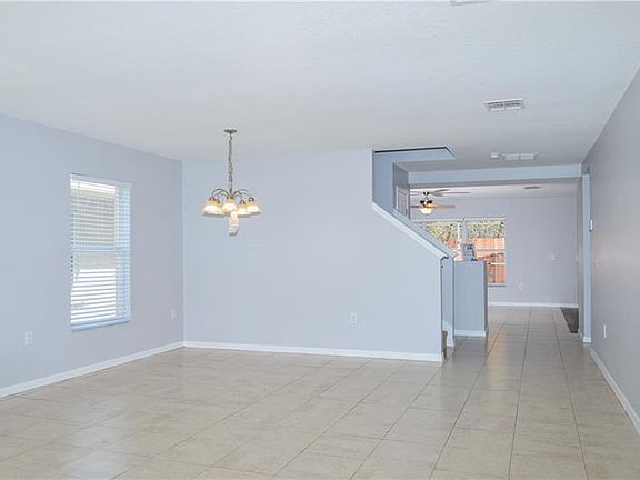 3rd image of 4482 Philadelphia Cir