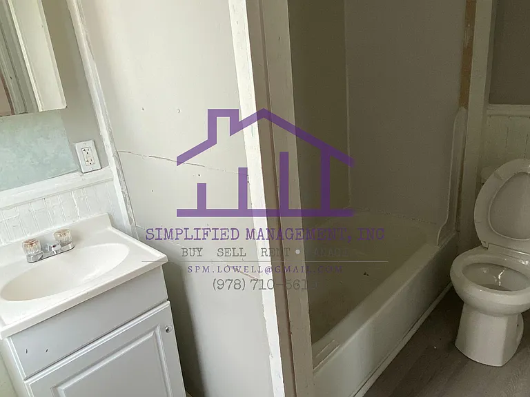 116 Howe St #3 — Photo 4
