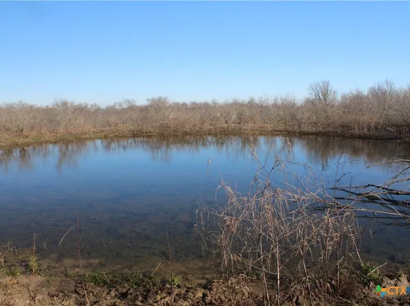 1223 County Road 429, Dime Box, TX 77853