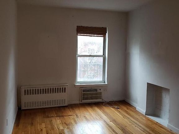 2nd image of 317 W 21st St APT 3