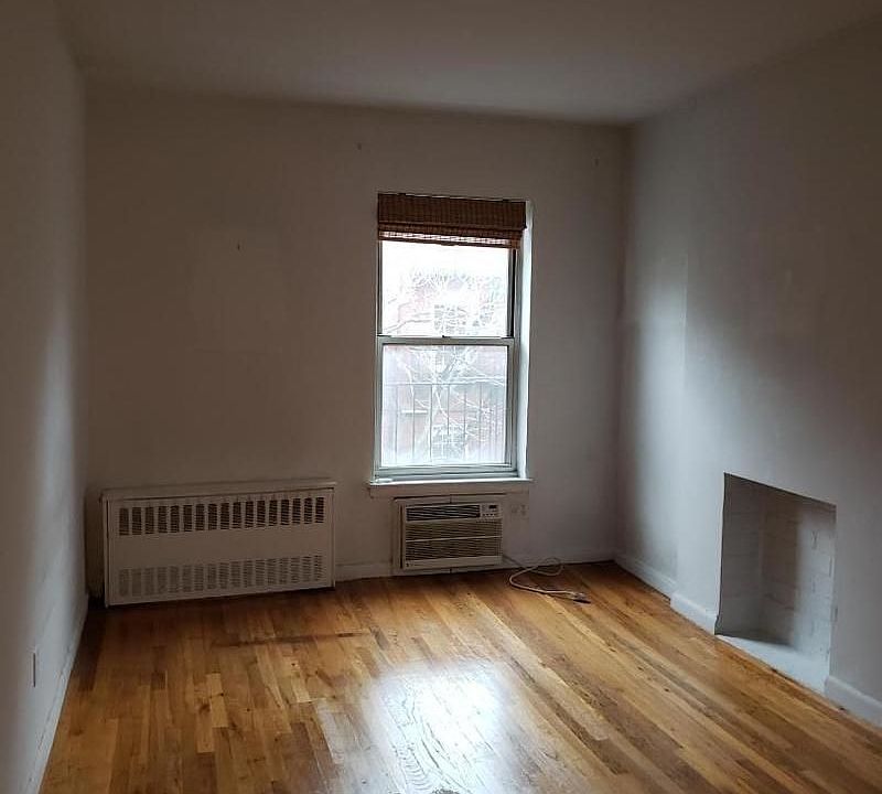 1st image of 317 W 21st St #C3