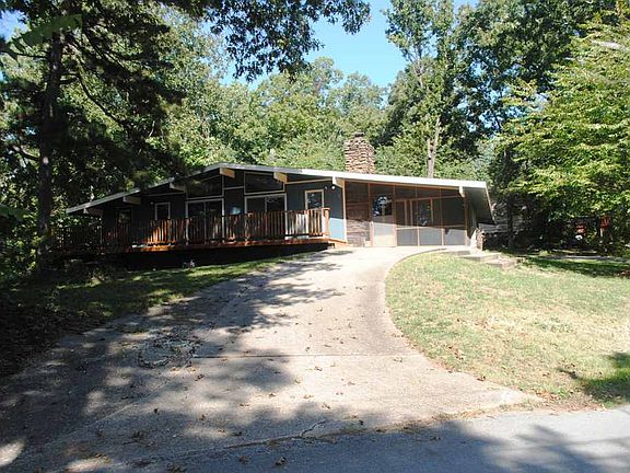 3rd image of 30 Billingsley Dr