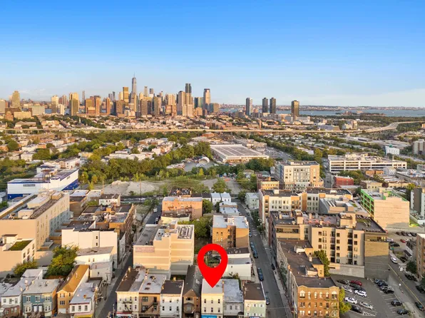 372 Summit Avenue image 29 of 31